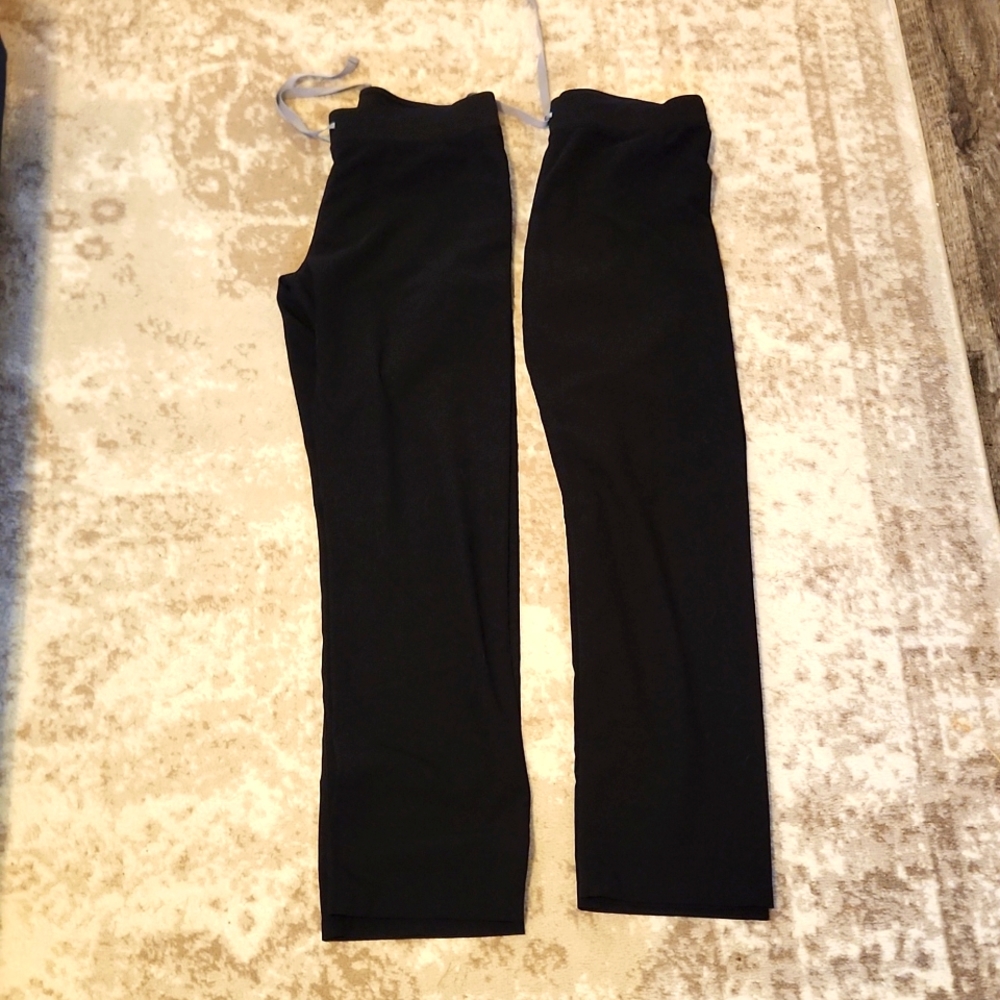 FIGS Livingston scrub pants 2 pack